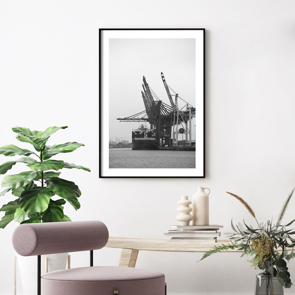 Hamburger Hafen - Schiff an Doc