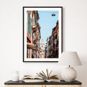 Blick durch Stadt in Italien Poster