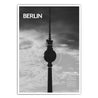 Schwarz Weiß Berlin Poster vom Fernsehturm mit Fakten vom Turm unten rechts. Berlin Schriftzug oben links.