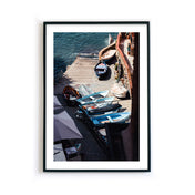 Blaue Boote am Hafen - Italien Poster