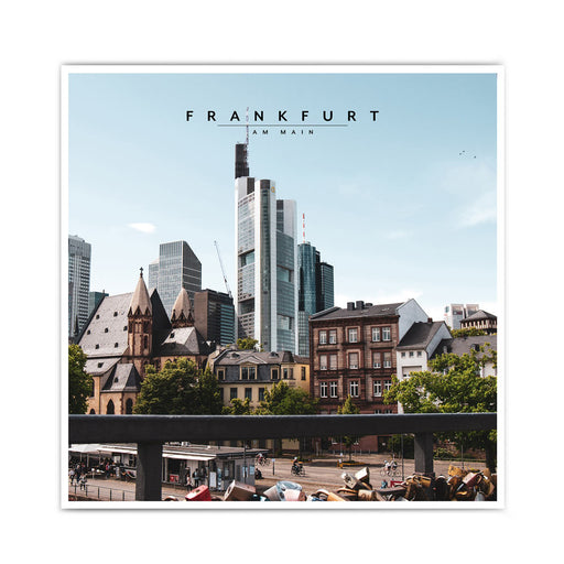 Frankfurt Poster im retro look der Frankfurter Skyline und im Vordergrund Liebesschlösser. Quadratisches 30x30cm Format.