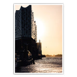 Elbphilharmonie am Wasser - Hamburg Bild
