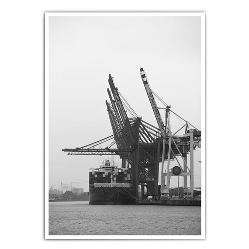 Hamburger Hafen - Schiff an Doc