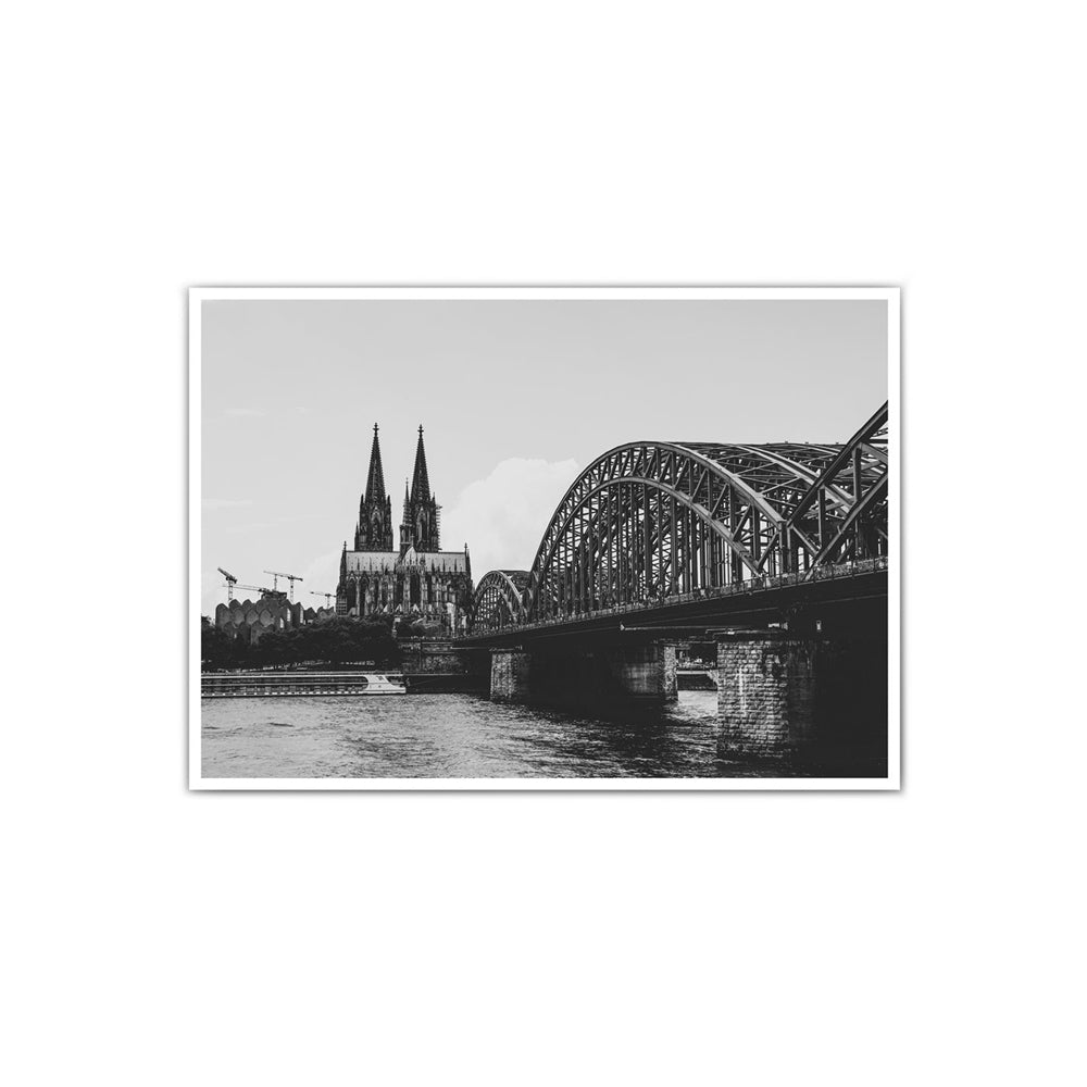 koeln-bilder-schwarz-weiss-koeln-skyline-koelner-dom-rhein-hohenzollernbruecke-neu.jpg