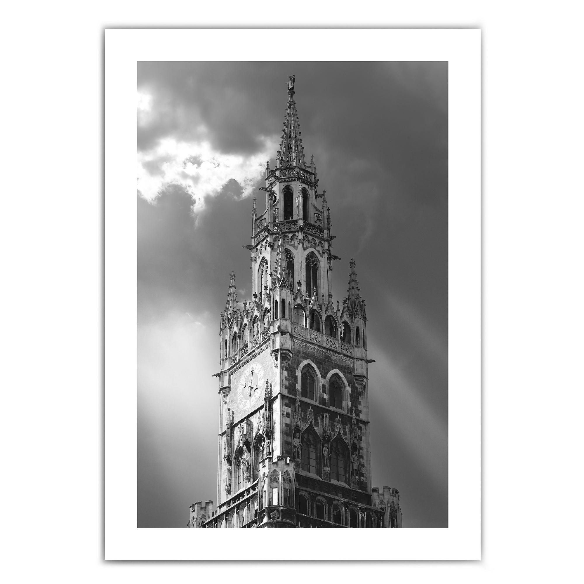 Clouds & Sun in Munich | München Bild