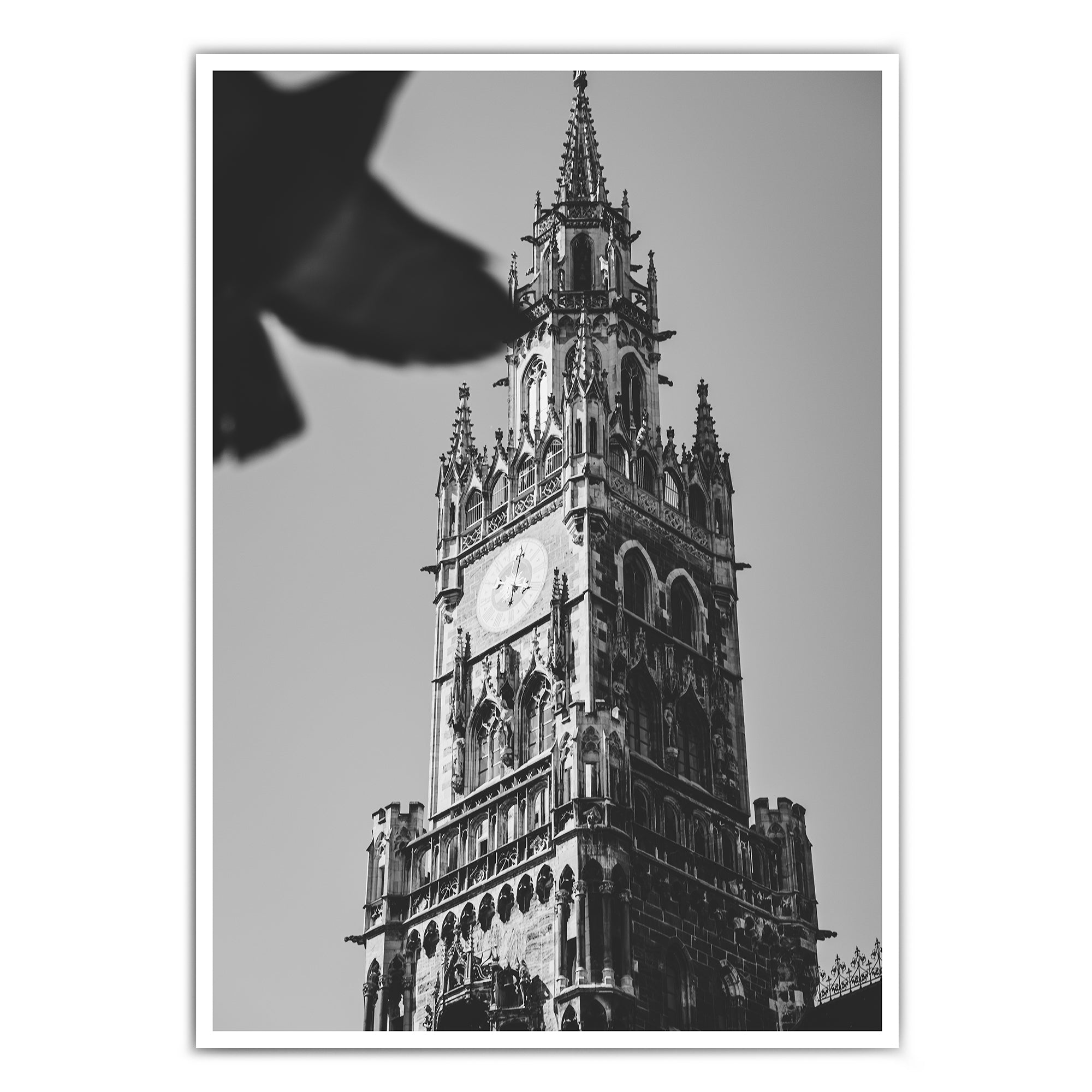 4one-pictures-poster-a4-a3-a2-munich-muc-muenchen-stadt-frauenkirche-schwarz-weiss-geschenk-wanddeko-bild-1b_89bb50c9-e068-4db3-a2e0-e405e29b08f3.jpg